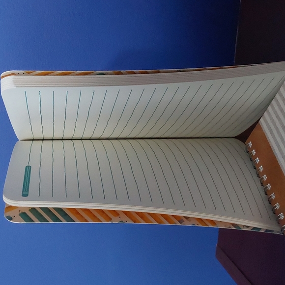 Set of 2 notebooks - Picture 4 of 4